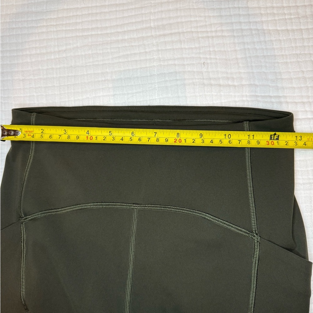 Lululemon Athletica Olive Green Leggings, side pockets and zip back pockets - Picture 15 of 16